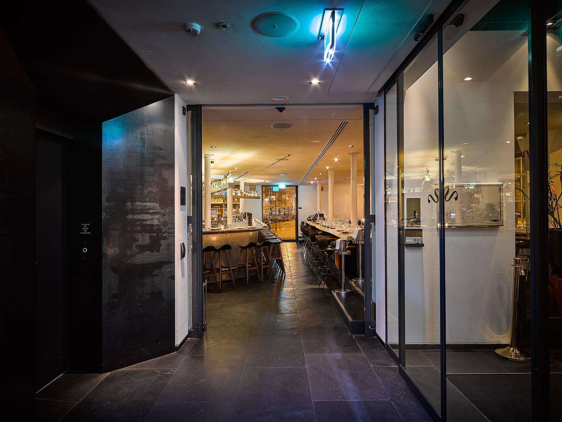 isakaya_interior_night30030-1-WEB.jpg